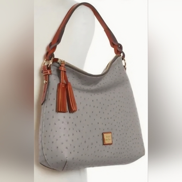 🔥New W/Tags, Dooney & Bourke Twist Strap Hobo In Rare Grey Ostrich/Natural/Gold - Picture 2 of 8
